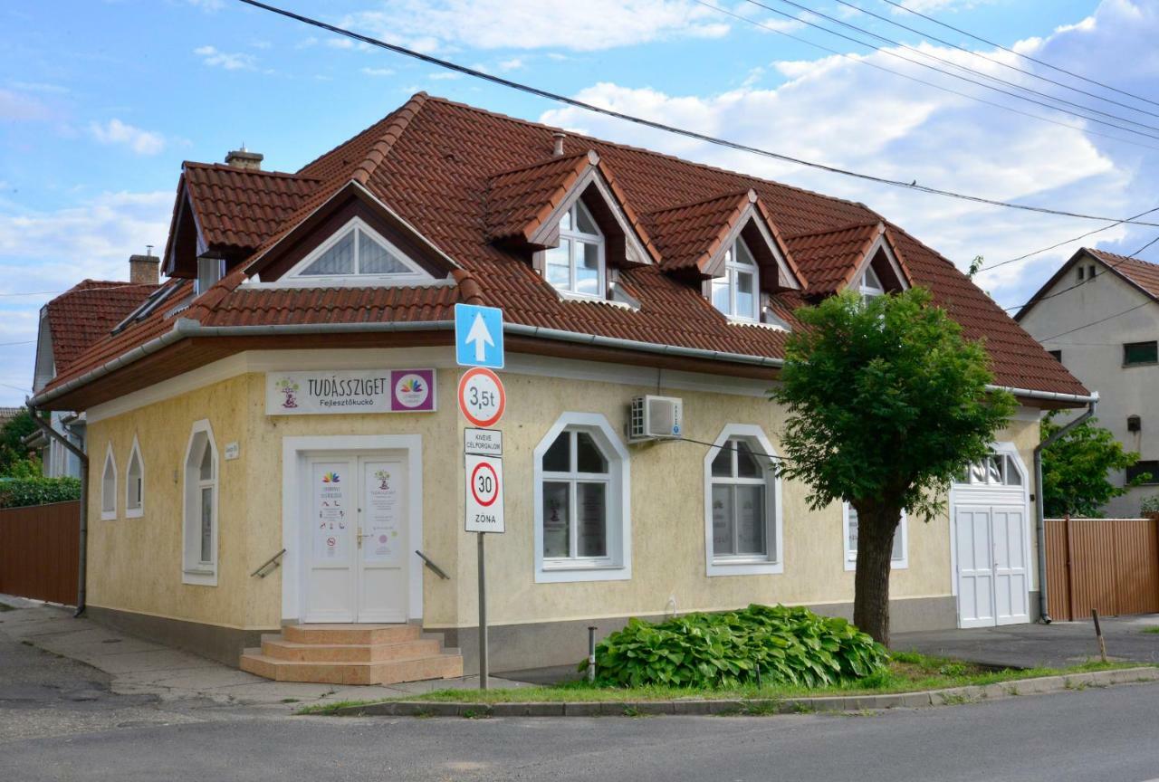 P16 Apartment Hajduboszormeny Eksteriør bilde